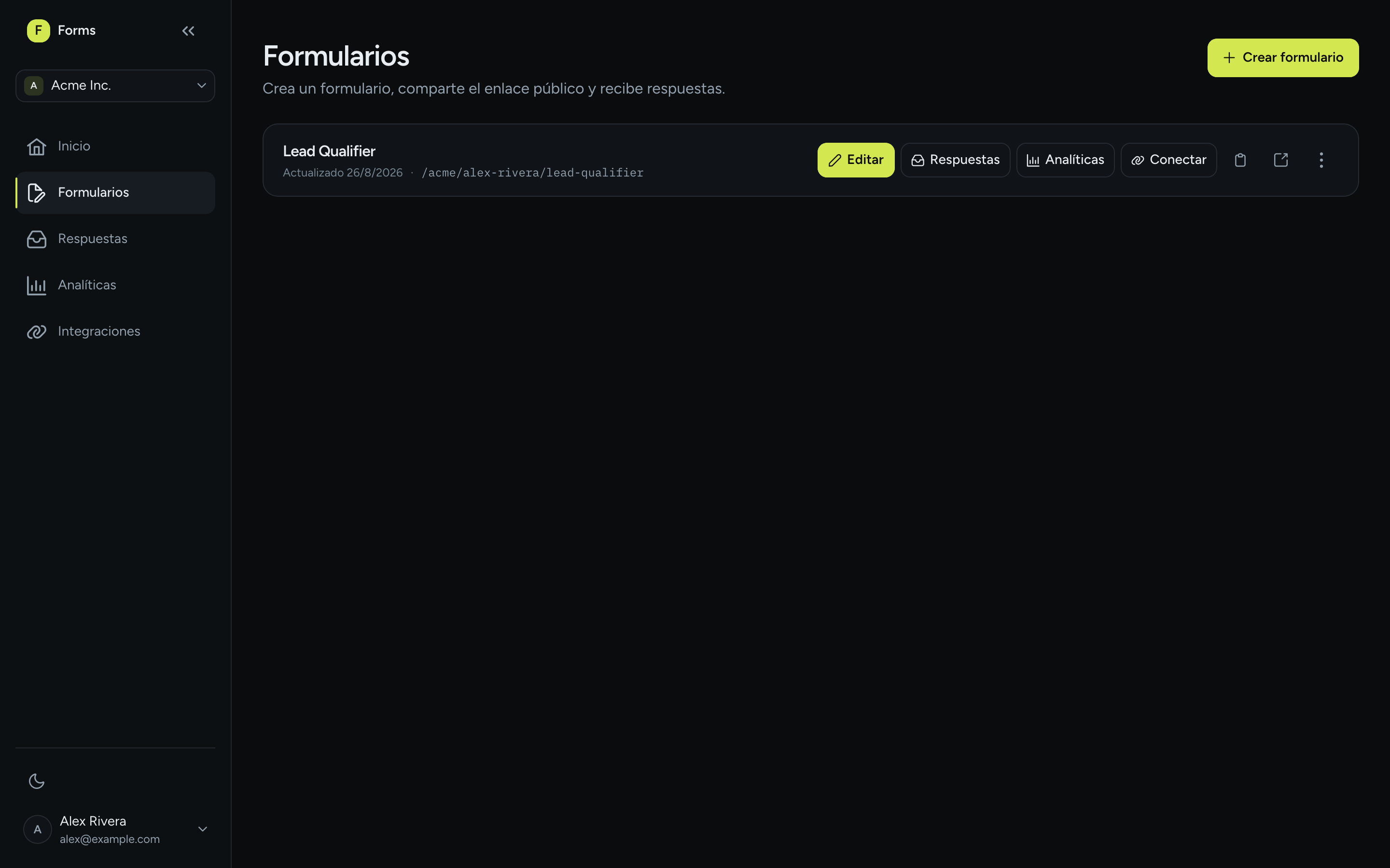 La página Formularios con varios formularios en la lista y el botón Crear formulario resaltado arriba a la derecha